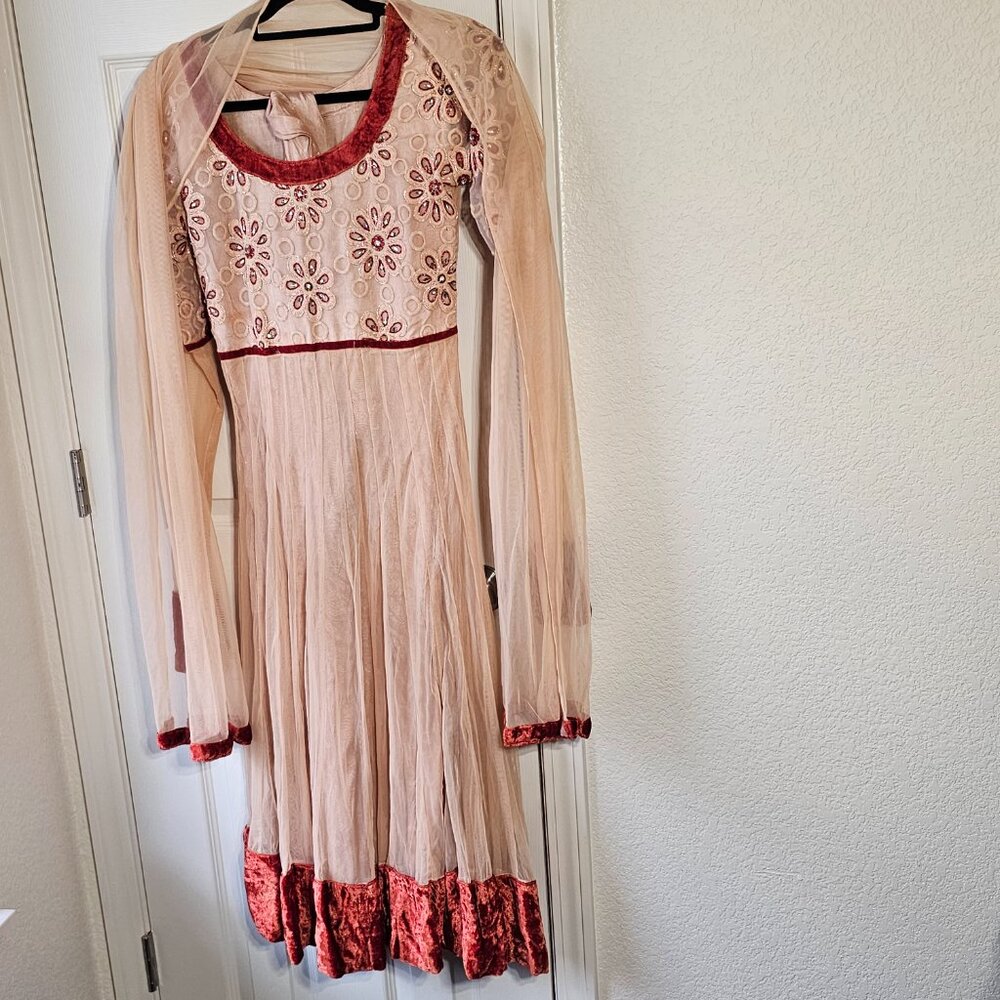 Elegant Velvet-Trimmed Embroidered Dress w/ Scarf - Unique & Altered Fit